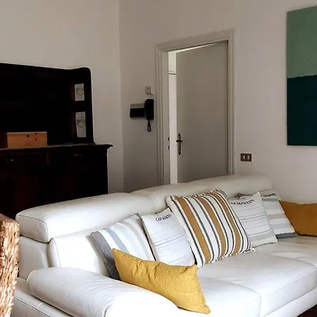 Quiet House * Gubbio